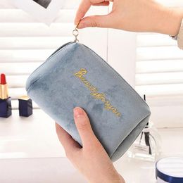 Cosmetic Bags 1 Pcs Women Zipper Velvet Make Up Bag Travel Large For Makeup Solid Color Female Pouch Necessaries