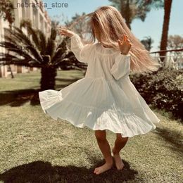 Girl's Dresses 100% pure cotton girl lace up pleated dress for spring and summer new childrens casual loose fitting long sleeved white sweet princess dress TZ78 Q240418