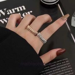 High End Designer Jewellery rings for womens Carter VGold CNC Bullet Head Willow Nail Bead Edge Mens and Womens Ring Rose Gold Moving Rivet Ring Pair Original 1:1 With logo