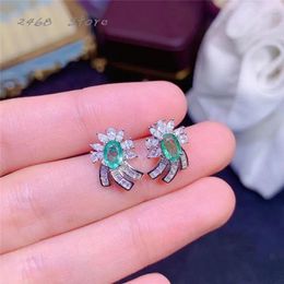 Stud Earrings Natural Emerald 925 Silver Women's Exquisitely Crafted Luxurious Atmosphere