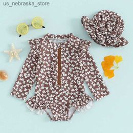 One-Pieces 2-piece swimsuit for children and girls with round neckline printed long sleeved zippered swimsuit and swimming cap childrens beach suit set Q240418