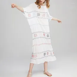 Casual Dresses Rayon Embroidery Maxi Dress Women Vintage Chic O-neck Batwing Sleeve White Floral Summer Loose Beach Sexy