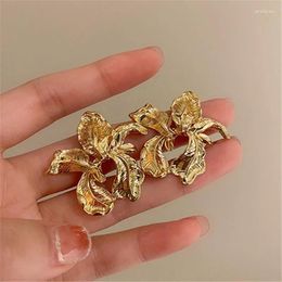 Stud Earrings XIALUOKE Irregular Metal Personality Fashion Geometric Flower Woman Party Travel Accessories