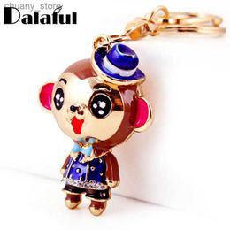 Keychains Lanyards Dalaful Chic Lovely Monkey Flower Key Chains Rings Purse Bag Buckle Pendant For Car Enamel Cute Keyrings KeyChains K306 Y240417