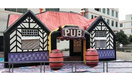 10x5x5mH (33x16.5x16.5ft) Whiskey dark beer party giant inflatable pub tent irish bars with casks for commercial use cabin tent sale