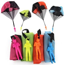 5Set Kids Hand Throwing Parachute Toy For Childrens Educational Parachute With Figure Soldier Outdoor Fun Sports Play Game 240418