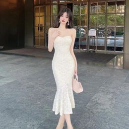 Casual Dresses French Retro White Lace Mermaid Dress Sexy Slash Neck Strapless Evening Party Sleeveless Off Shoulder Fishtail Fit