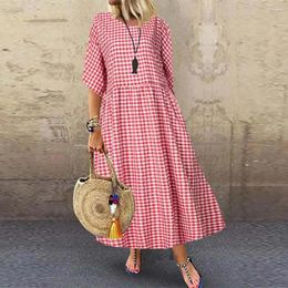 Casual Dresses Women Plaid Maxi Dress Stylish Check Print For A-line Silhouette Pleated Design Short Sleeves Commuting