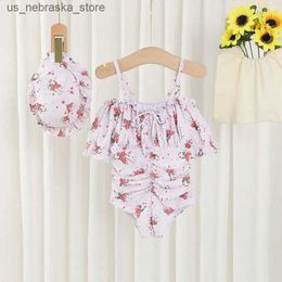 One-Pieces Summer baby swimsuit set floral printed baby swimsuit 2PCS childrens swimming cap one piece swimsuit 1-6-year-old girl swimsuit Q240418