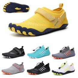 Unisex Swimming Water Shoes Men Barefoot Outdoor Beach Sandals Upstream Aqua Plus Size Nonslip River Sea Diving Sneakers 240402