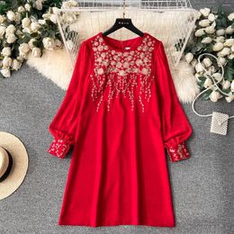Casual Dresses French High Quality Spring Red Embroidery Flower Mini Dress Luxury Women Round Collar Lantern Sleeve Loose A Line Vestidos