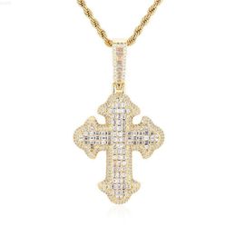 Silver Cross Pendant with Vvs Moissanite Diamond Hip Hop Jewellery for Fashion Design