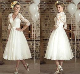 Vintage Lace Short Wedding Dresses V Neck 3/4 Long Sleeve Tea Length Bridal Gown Buttons Back A Line Wedding Gown AL5184