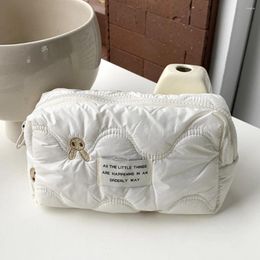 Cosmetic Bags Embroidered Quilted Floral Cotton Fabric Organizer Pouch Portable Storage Case Women's Make Up Toiletry Bag