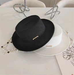 Berets 202411-shi Ins Chic Designer Summer Paper Pearl Ribbon Lady Fedoras Cap Women Leisure Panama Jazz Hat