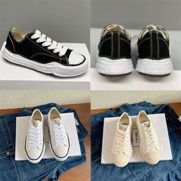 MAISON Sneakers Designers Men Canvas Shoes Women Casual Trainers Black White Low Style Sport Shoes With Box 556