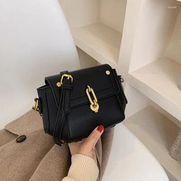 Shoulder Bags Textured Women's Small 2024 Spring Korean Fashion Messenger Bag Student Personalised Chain