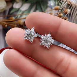 Stud Earrings WUKALO Fancy Snowflake With Dazzling CZ Stone Women's Ear Accessories Versatile Fashion Wedding Jewelry