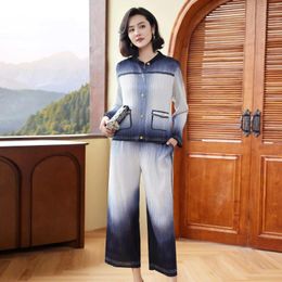 Women's Two Piece Pants Miyake Pleated Fashion Suit For Women 2024 Spring Imitation Denim High-end Two-piece Set This Year's Beautiful