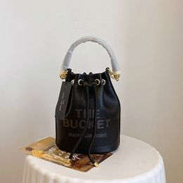 Designer bag High quality Luxury the leather bucket bag tote classic Drawstring shoulder fashion wallet buckets top handle purses handbag Crossbody bag02
