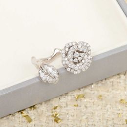 2022 marchio di lusso puro 925 gioielli in argento sterling rosa camelia diamond rosa fiore nuziali anelli di alta qualità design fine design255f