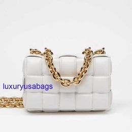 Womens Designer Chain Cassette Cross-body Bag Luxury BotegaVeneta Padded Intreccio Leather Cross Body Bag with Gold/Silver Chain Single Interior Zip Pocket KZ9V