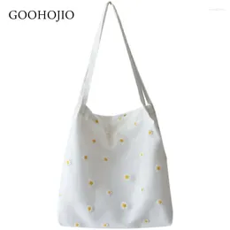 Shoulder Bags 2024 Women's Single Bag Daily Daisy Embroidery Canvas Japanese Primary Fresh Student Hand-held Flower Cloth