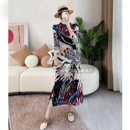 Casual Dresses Miyake Pleated Fashion Printed Colorful Dress Loose Long Sleeved Mid Length 2024 Spring Women's Style