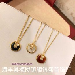 Designer Cartrres nacklace simple set pendant Luxury and fashionable Kajia talisman necklace for women atmospheric niche design non fading collarbone chain