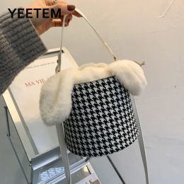 Bags Autumn Winter Plush Lined Small Female Bag Trend Wild Foreign Style Houndstooth Bucket Bag Shoulder Messenger Bag Student