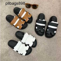 Designer Italy Chypres Sandals Flat Genuine Leather Velcro Strap 7a Suede Designer Paris sheepskin Designer Men Slipper Slides FlipqqQQ