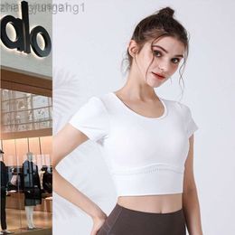 Desginer Aloe Yoga Top Shirt Clothe Short Woman New Back Mesh Breathable Sports Top Womens Curved Pull Bottom Tight Suit Short Sleeve