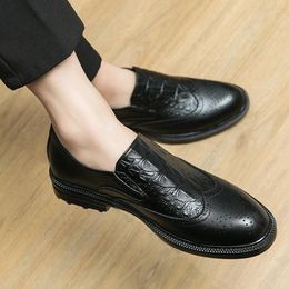 Casual Shoes Men Fashion Crocodile Pattern Leather Loafers High Quality Slip-On Moccasins Luxury Business Office Plus Size