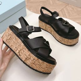 Popular brand sandals platform sandals Upper with triangle sandals Summer Sandals women sandals travel sandals casual sandals High Quality Anti slip sole