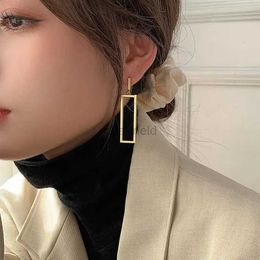 Other Retro Minimalist Square Geometric rectangle clip Earrings New Exaggerated Cold Wind Fashion Earring for Women Jewellery 240419