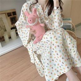 OUNG Women's Sleep Lounge Casual Women Spring Autumn Loose Crape Cotton Robe Lace-up Bathrobe Sweet Kimono Female Cherry Bear Printed Dressing Gown S-XL d240419