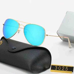 New luxury brand 3025 Polarised design Sunglasses male and female pilots Sunglasses UV400 metal frame glasses metal frame with box8931011