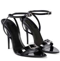 Summer Luxury Cassie Crepe Satin Sandals Shoes Women Claude Patent Leather Sandalias Goldtone Buckles Lady High Heels E2681561