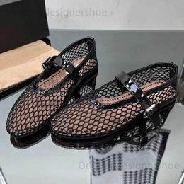 Casual Shoes New Ballet Flat Shoes Women Mesh Hollow Outs Mary Jane Shoes Genuine Leather Loafers Studded Summer Walking Shoes Woman T240419