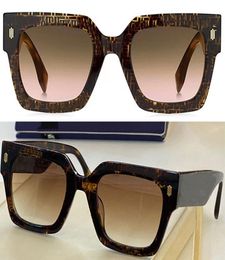 Womens sunglasses 0457 fashion classic plate black white stripes or letter frame simple style women glasses designer top quality c3379927