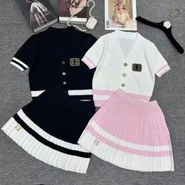 2024 Designer Italian Ladies White Fashion Luxury Short sleeve + pleated skirt two-piece high quality knit dress Ladies Spring summer casual two-piece set