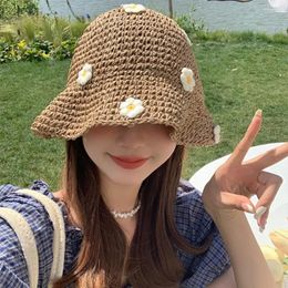 Berets 2024 Summer Sun Hat Straw Crochet Bucket Women's Foldable Panama Cap UV Boho Flower Fishinghat Vacation Beach