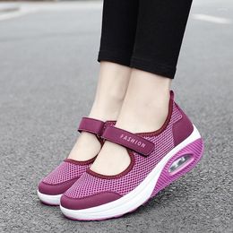 Casual Shoes Large Women's Walking Lightweight Mesh Breathable Sneakers Fashion Air Cushion Flat