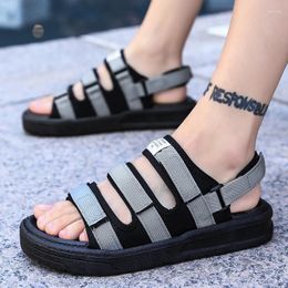 Sandals Summer Casual And Personalised Trend Wearing Soft Soled Beach Slippers For Men's Youth Anti Slip Shoes