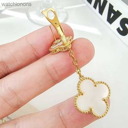 Womens Top Grade Vancelfe Original Designer Earrings Four Leaf Clover Double Flower White Fritillaria Earrings Super Beautiful Super Jewellery with Logo