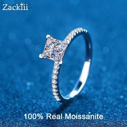 Solitaire Ring 1-2CT Princess Cut Moissanite Engagement Ring VVS Colourless Solitaire Diamond Promise Bridal Sets Ring For Women Wedding Jewellery d240419