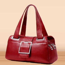 Niche 2024 Design Handheld Leather Shoulder Bag Fashionable and Minimalist Pillow for Women Cylindrical