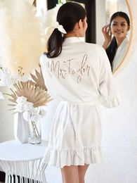 B2AV Women's Sleep Lounge Personalized Bridesmaid Robes with a Ruffled Bridal Shower Dressing Gown Unique Wedding Day Robe For Bride Custom Ruffle Kimonos d240419