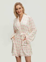 W582 Women's Sleep Lounge Women s Floral Sleep Robe Long Sleeve Lapel Belted Mid Length Bathrobe Nightgown with Pockets d240419