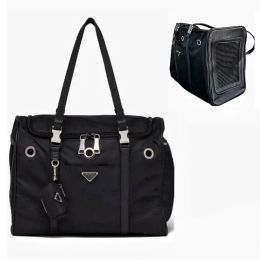 Ny lyxdesigner Pet Carrier Duffel Bags Fashiond Dog Carrier Clutch Women Bag Crossbody Handväskor Tote Handväska Bagage Letter P Handväska